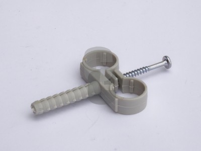 Скоба за алум. вложка ф20 - двойна                                                                                                                                                                                                                                                                          